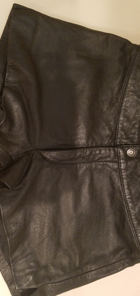 Hot & Sexy BLACK LEATHER LINED Shorts Size 8